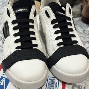Dolce & Gabbana Black and White Casual Sneakers leather